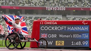 Paralympian Hannah Cockroft defies hand injury to win her seventh gold medal