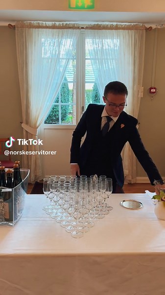 The Host (@mathiasthehost)’s videos with Bubbles - Curtis Cole