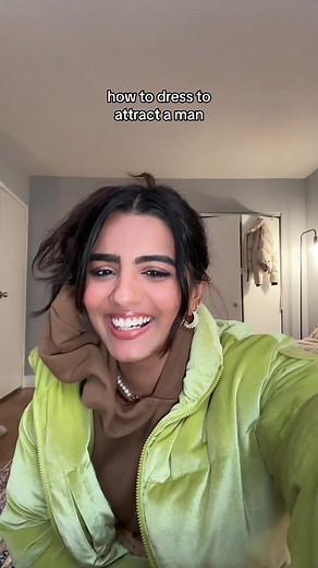 How to Dress to Attract a Man: Fashion Trends Tutorial