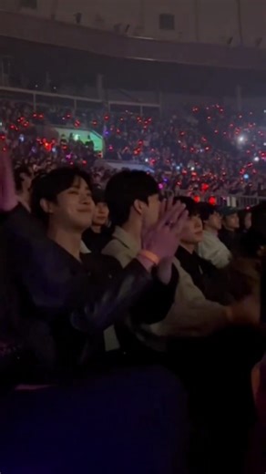 Cuyoung Official on Instagram: "Young-Woo is a fan just like us. 🥰 He is a true concert lover. 🫡💕 Don't forget "Stay yourself, enjoy your life and be happy" Good Night Good Dreams Young-Woonim .. 🙌🫶 @cu.young #추영우 #chooyoungwoo #チュヨンウ #秋英宇 #2ne1 #2NE1_WELCOMEBACK #2NE1_WELCOMEBACKinseoul #chooyoungwoofans #추영우연기 #배우추영우 #chooyoungwooedit #fyp #fypシ❤️💞❤️ #foryoupage #fanpage #kpop #idol #ACTOR #concertlover"