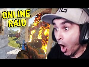 Summit1g fights off online raid by a stacked crew with A1den, Cheese & Train - Rust