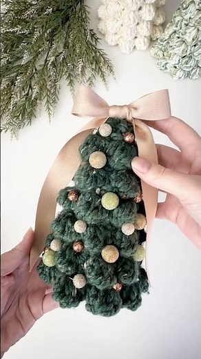 🎄How are you going to decorate your Crochet Bobble Tree?