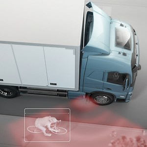 See how our new active safety system supports the driver and helps prevent side collisions.⤴️ #roadsafety #driversafety #volvotrucks #truck #trucks #driver #truckdriver #drivesafe | Volvo Trucks UK