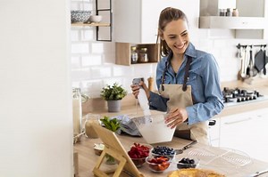 Costco Cake Hacks to Create Bespoke Cakes for Any Occasion | LoveToKnow