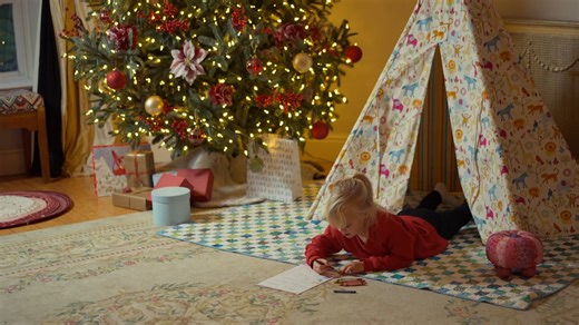 🎄 Think local first this Christmas! 🎄 With shop owners and staff all going the extra mile, think local first this Christmas ✨ Every pound spent on our small Island, powers our big community ❤️ From bespoke gifts to beautiful wrapping and incredible customer service, local businesses make the festive season extra special. 🎥 Check out Love Manx's heartwarming Christmas video and be inspired to shop local this year. #supportlocal #isleofman #lovemanx | Manx Radio