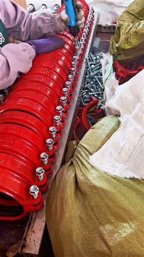 SATISFYING Industrial Pipe Coupling Assembly Creates Extreme ASMR 🔧