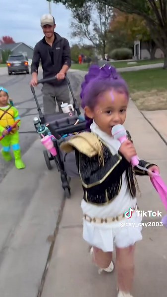 Rumi K-Pop Costume Showcase and Singing Performance