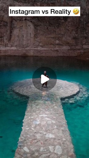 Oneika Raymond | Travel | 📍NYC & Miami on Instagram: "*DON’T MAKE THIS MISTAKE WHEN TRAVELING TO MEXICO* Visiting during rainy or seaweed (sargassum) season!☔️ Throwback to that time I thought it was a good idea to book a trip to Tulum and Playa Del Carmen during RAINY SEASON 😅… I also happened to arrive smack dab in the middle of one of the worse bouts of seaweed to hit the region in a while🤣 Here’s what to do so you don’t wind up like me: ✅Check your specific region/destination to see when