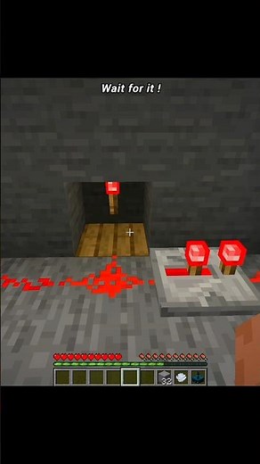 This Secret Door Opens Itself 🤯 #minecraft