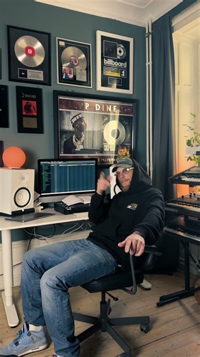 Music producers...SAMPLE THIS #short #musicproducer #flstudio #sample #melody