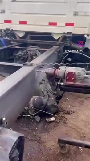 AOL Services INC (@aolservicesinc)’s videos with sonido original - AOL Services INC