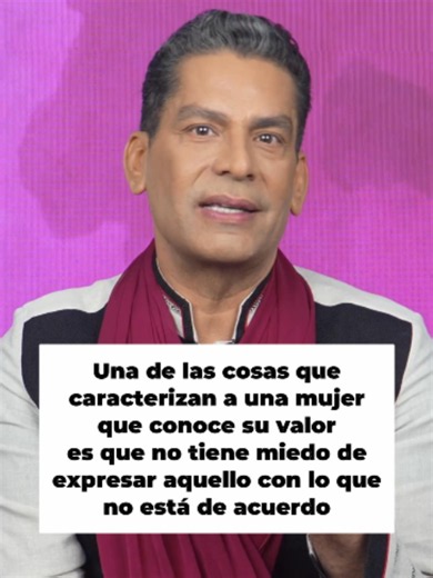 Una mujer que conoce su valor no tiene miedo de expresar aquello con lo que no está de acuerdo. ✨ Poner límites también es una forma de respetarte. Si conoces a una mujer que necesita escuchar esto, compárteselo. ❤️ #mindset #reflexión #amorpropio #mujer #ismaelcala