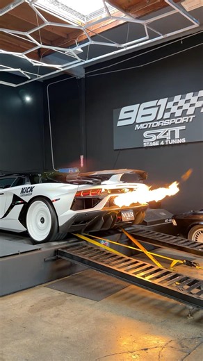 Lamborghini Aventador SVJ *MASSIVE FLAMES (S4T STAGE 2) #stage4tuning #lamborghini #aventadorsvj #fy
