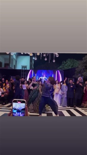 Yashma Gill Dance With friends wedding