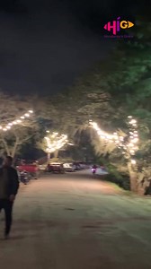 Honduras🇭🇳 Los capitalinos disfrutan la Navidad, apreciando la belleza de su ciudad. 📍 Parque El Picacho es una excelente opción para compartir en familia, todo el color de esta temporada, con unas impresionantes vistas de la Capital hondureña, áreas de juego, paradores, escalinatas, miradores, restaurante, cafés y mucha diversión. ❄️🛑❄️Recomendaciones obligatorias: Asistir bien abrigados y la carga del celular al 100...😊 Disfrutará el frío navideño y tendrás muchas razones para usar tu cám