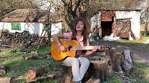 98K views · 7.4K reactions | Anduve en el rancho de mi abue y volví a cantar “El Bocal”, te das cuenta que es el mismo lugar que filmamos el videoclip oficial? , si no te diste cuenta volve a verlo en YouTube y después me decís . No se ustedes pero pa mi La belleza se encuentra en la simpleza . . Autor: @leonelgomezoficial | Catherine Vergnes | Facebook