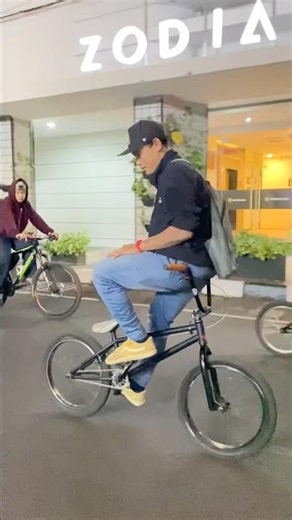 How did he do that 🥶 #bike #bmx #bike #bicycle #bike #reels