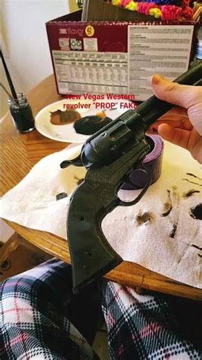 fallout new Vegas Western revolver prop *homemade plz no hate*
