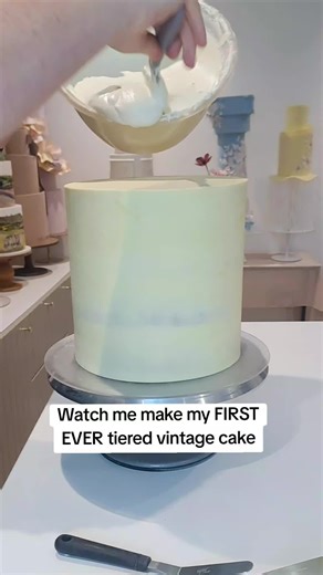 My First Vintage Cake of 2025