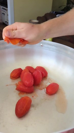 Canning Tomatoes: Core and Score Method