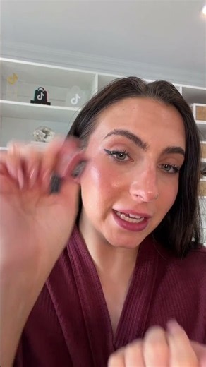 the correct way to apply Haus Labs Atomic Shake! There is an extremely specific way to apply this so