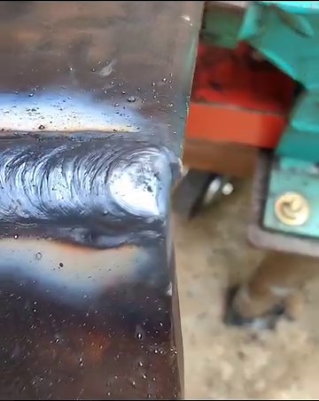 58K views · 993 reactions | T-joint technique for welding thin square tubes to round pipes | Welderman | Facebook