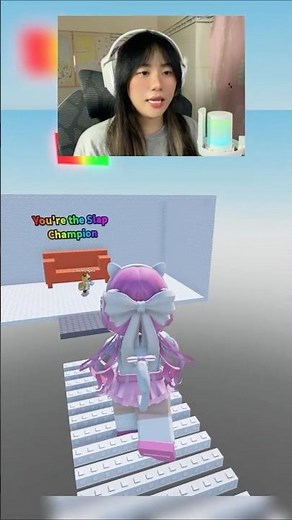 Who wins, the tiny one or the giant? 😱🤔