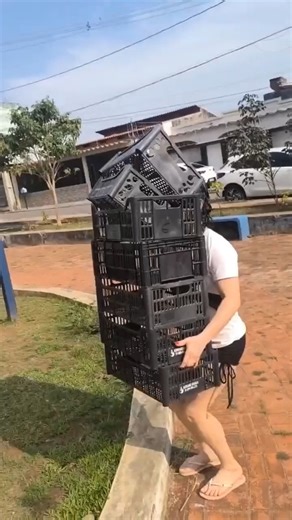 6.2K views · 65 reactions | Brilliant idea using supermarket crates that nobody wanted anymore! #tips #healthcare #care | Raimundo's Recipes and Tips | Facebook