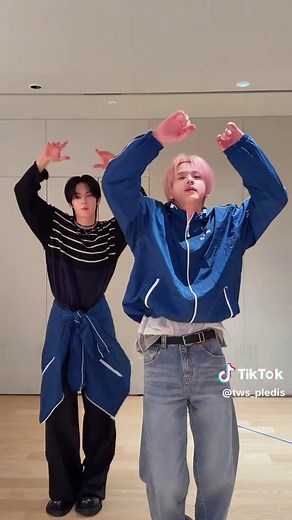 TWS Members Dohoon & Shinyu: A 24/7 Connection