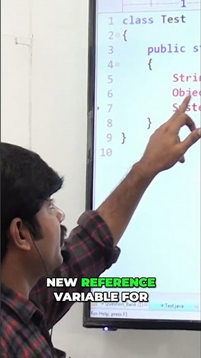 Java Strings: Understanding Object References and Equality #shorts