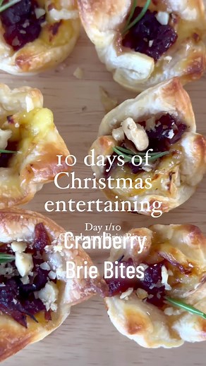 Welcome to my new series 10 days of Christmas entertaining! I’m so excited to share these simple, stress-free recipes with you! I’m kicking off with one of the most perfect, easiest appetisers. These are Cranberry Brie Bites. Full recipe link 👇🏼 or hit the link in my bio! https://simplehomeedit.com/recipe/cranberry-brie-bites/ #entertaining #entertainingathome #christmasfood #appetizer #easyrecipe #recipe #fyp #cranberry #brie