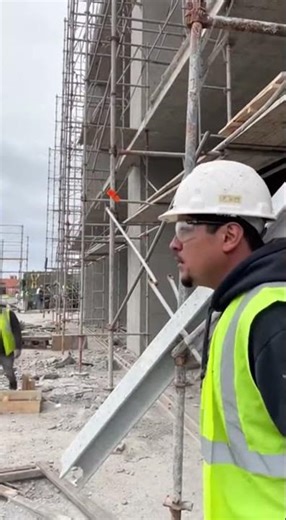 1 Second from DISASTER 🏗️ Scaffolding Fail #shorts #safety