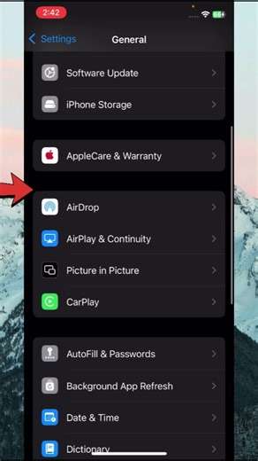 How to Enable Handoff Between Devices in iOS 18.1