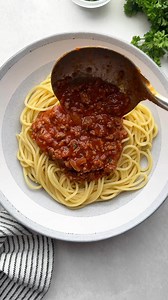 416K views · 4.6K reactions | Recipe: https://www.thereciperebel.com/best-homemade-spaghetti-sauce/ The BEST homemade Spaghetti Sauce! | The Recipe Rebel | Facebook