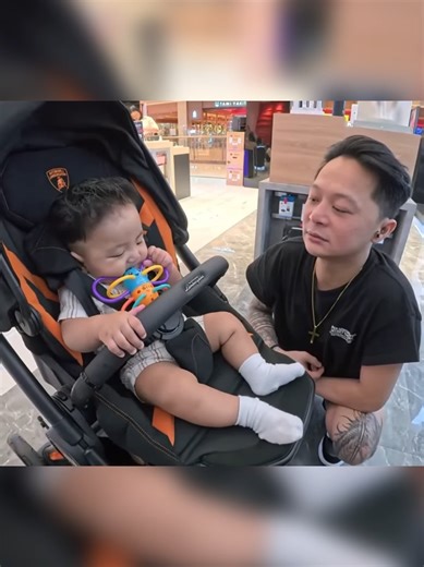 baby @Raxneil enduwt Minta di bellin Mobil ama daddy @Bravy ⚡️ 😎🤭 #braver #bravysonvconk #ericarl