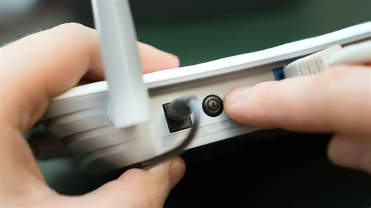 Para qué sirve el botón WSP que está detrás del router de internet y cuál es su función oculta