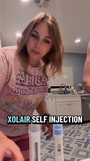 👑 Sara Katz-Scher 🚀 on Instagram: "A lot of folks have come through and asked questions on my first video about Xolair, so I wanted to make a follow up! I'm on a higher dose than I was when I started getting injections in February, and I'm seeing less "falloff" in efficacy at the end of each month. I usually flair up a little after injections for a few days, but my life is more livable in those days now. I don't need to sleep much more than usual, and I've learned to not push my dietary limits