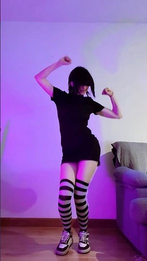 Noodle dance in Fornite by Nami Ayashi 💜 #noodlegorillaz #noodledance #gorillaz @Gorillaz