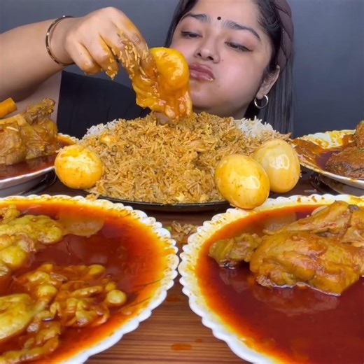 ASMR: EATING SPICY MUTTON FAT CURRY🔥 BASMATI RICE || #shorts #mukbangn#asmreating #mukbangasmr #asmr