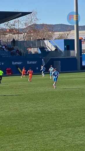 Momento Peligroso en el Fútbol: RCD Espanyol vs FC Barcelona