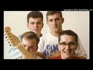 The Housemartins – Bow Down (1987)