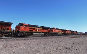 Railfanning the BNSF Needles Sub 4-02-2022
