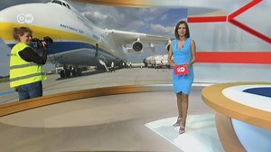 Acompañamos al Antonov 225, el avión más grande del mundo, en la tercera etapa de su último viaje: de Kuala Lumpur a Perth. http://dw.com/p/1JSJN [ortz] | DW Español