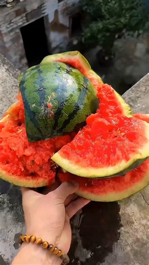 Experiment: Will a watermelon explode if it rolls down a tall building 🍉 #experiements #balloon
