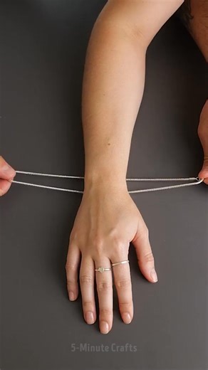 111K views · 252 reactions | One Necklace, Endless Possibilities! | 5-Minute MAGIC | Facebook