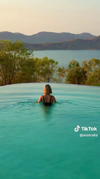 The perfect pool day ☀️ When it comes to dips with a view, it doesn't get much better than a swim in Lake Argyle Discovery Park’s infinity pool, overlooking postcard-worthy scenes of @Australia's North West. 📍: Lake Argyle Discovery Park, The Kimberley, @Western Australia #SeeAustralia #ComeAndSayGday #WATheDreamState #AustraliasNorthWest ID: A person swimming in a turquoise infinity pool overlooking a lake surrounded by bushland. A person swimming in the Lake Argyle Discovery Park infinity poo