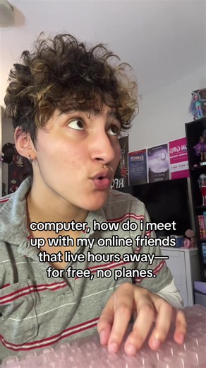 How to Meet Online Friends Nearby Without Traveling Far