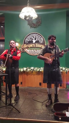 Dirty Old Town(the Pogues) cover by the Lonestar Paddys #livemusic #folk #singer #band