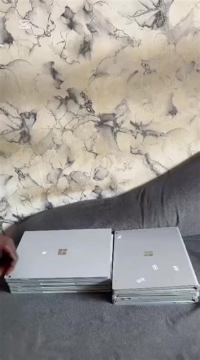 Kamzii Computer Resources (@kamziicomputerresources)’s videos with Cash Flow (feat. Wizkid) - Young Jonn