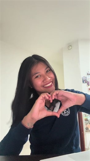 pertama kali belajar Bahasa Isyarat karna liat referensi lewat di FYP, semoga masih bisa belajar Bahasa Isyarat lebih banyak lagi 💙🤍💐 #bisindo